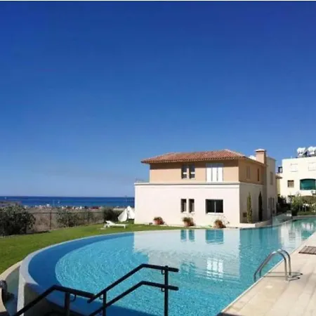 Apartment First Line Seaview At Lighthouse Beach Paphos
